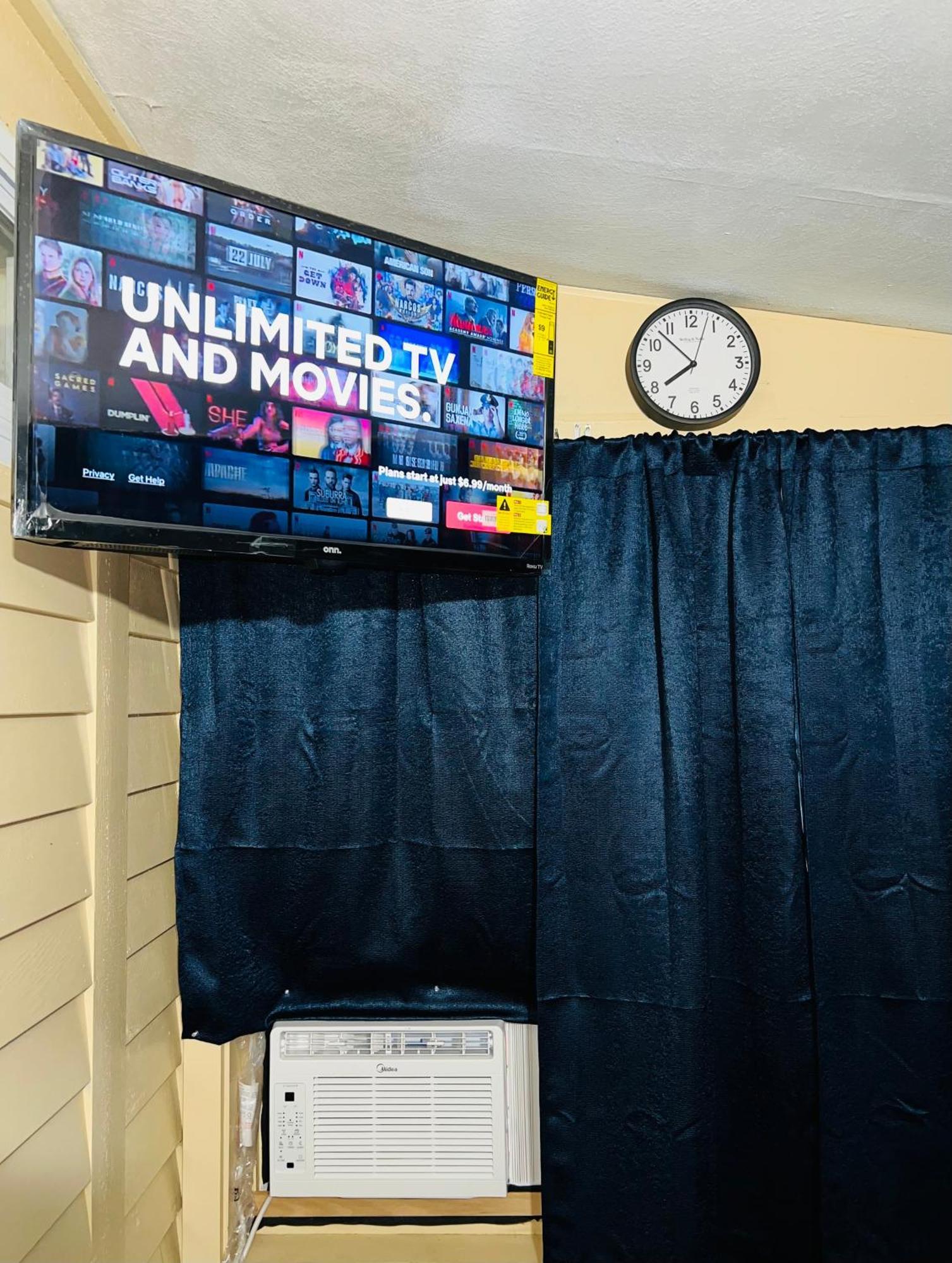Budget Room Minutes From Downtown Hartford Ngoại thất bức ảnh